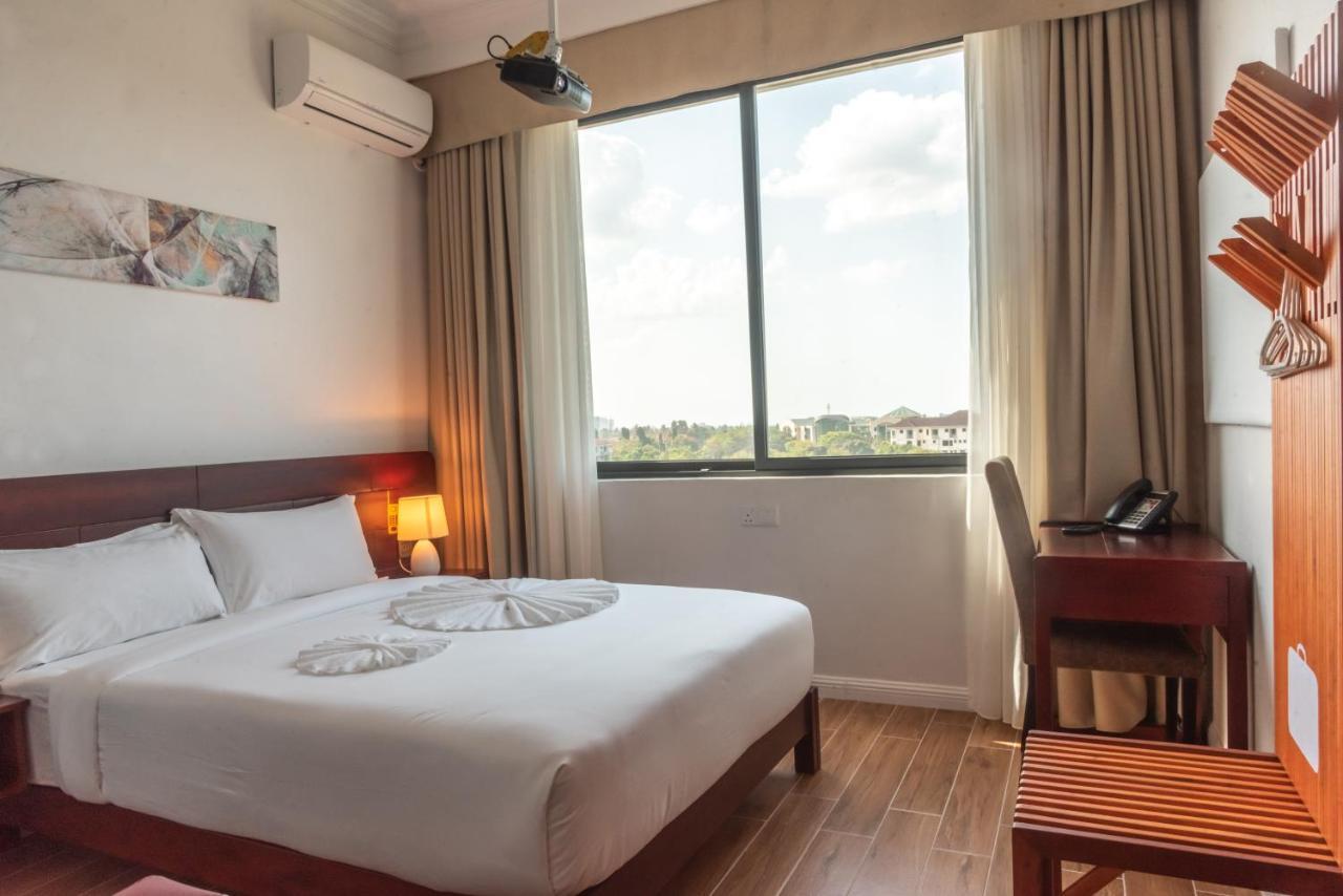 Pauraque Soho Hotel Dar es Salaam Esterno foto